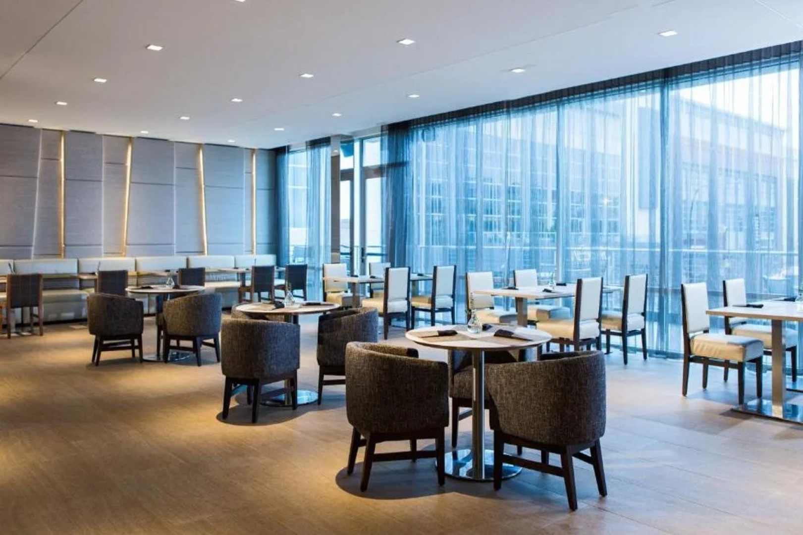 AC Hotel by Marriott Cincinnati at Liberty Center