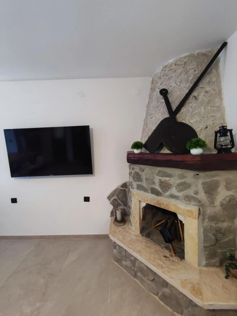 Apartment "King" Cesarica-Karlobag