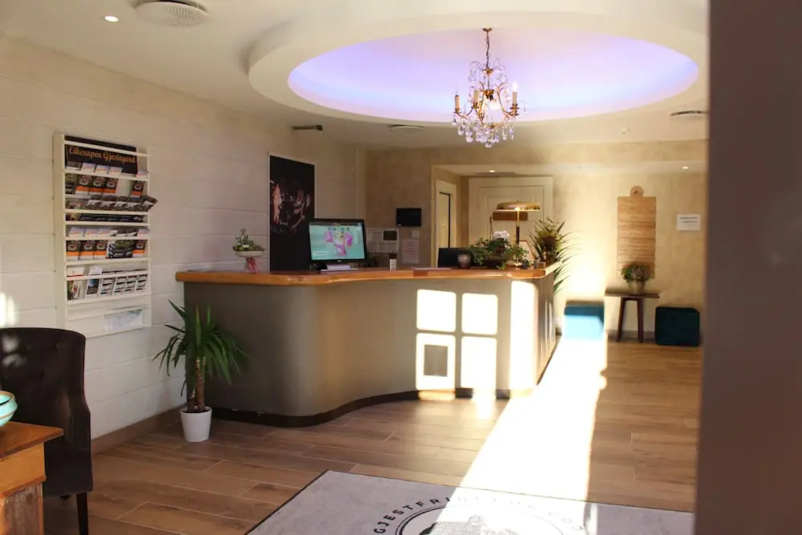 Hotell Eikerapen Gjestegard