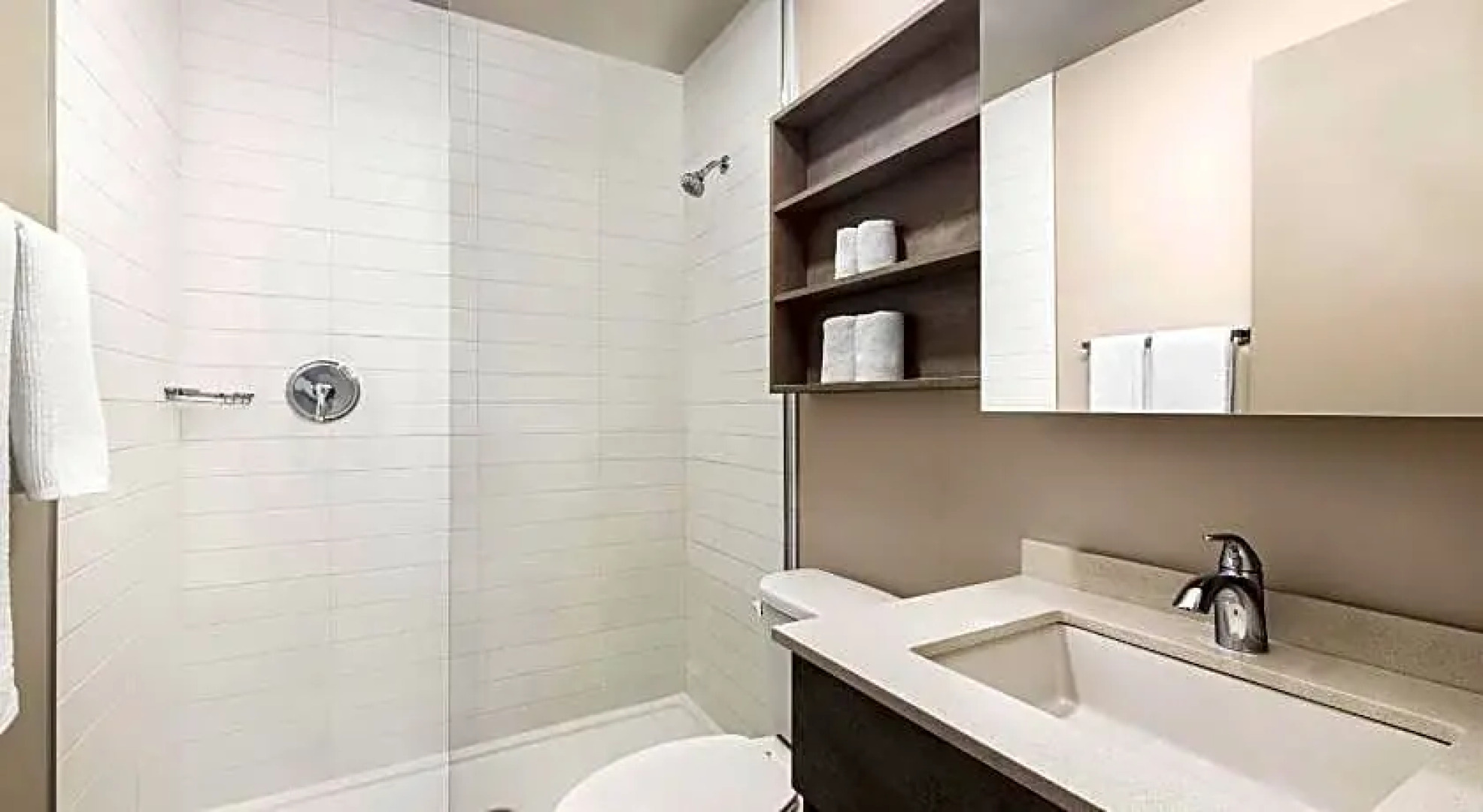 Microtel Inn & Suites Montreal Airport-Dorval QC