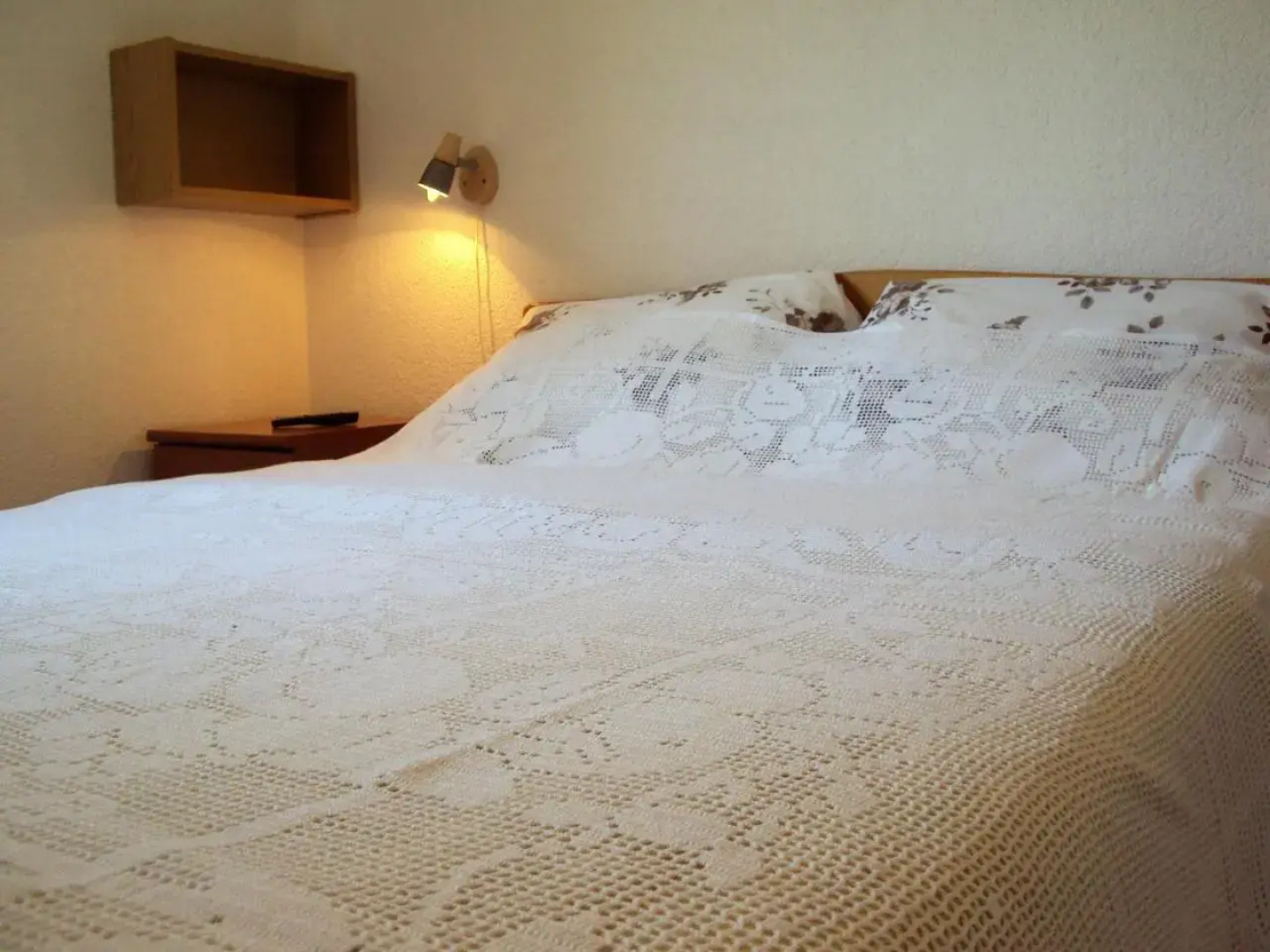 PLITVICE LAKES KONAK Daic