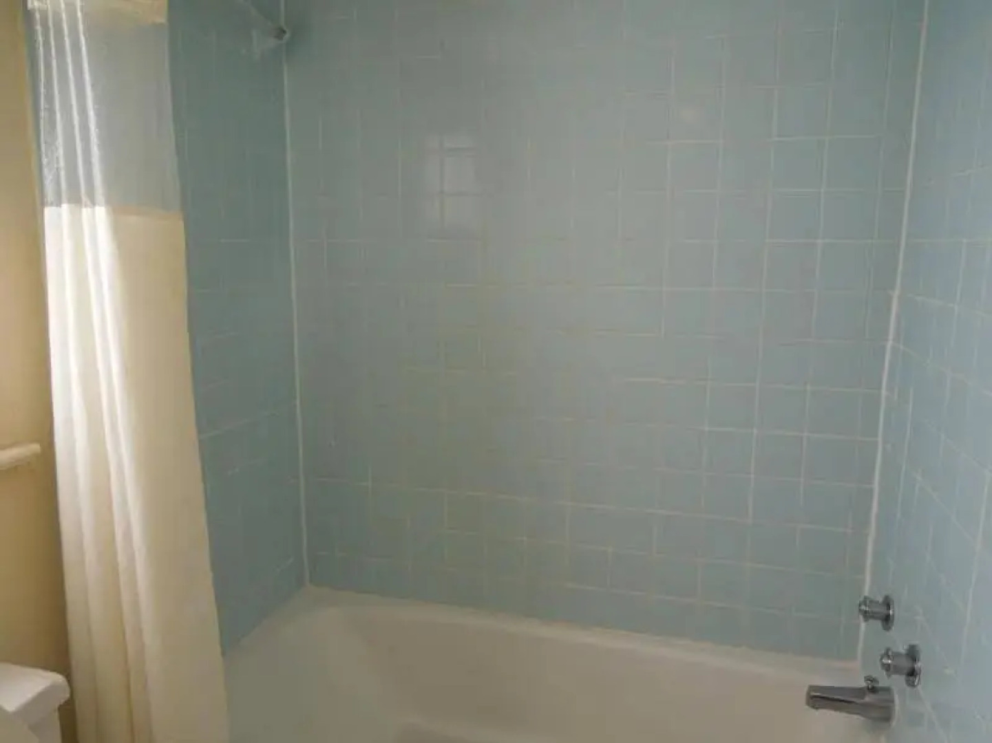 Travelodge Williamsburg Central