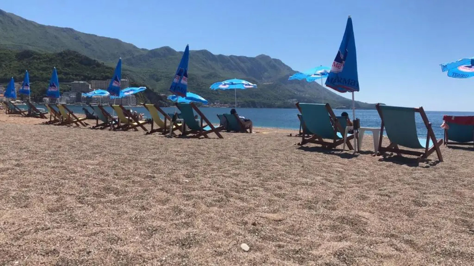 Comfort studio with sea view and swimming pool