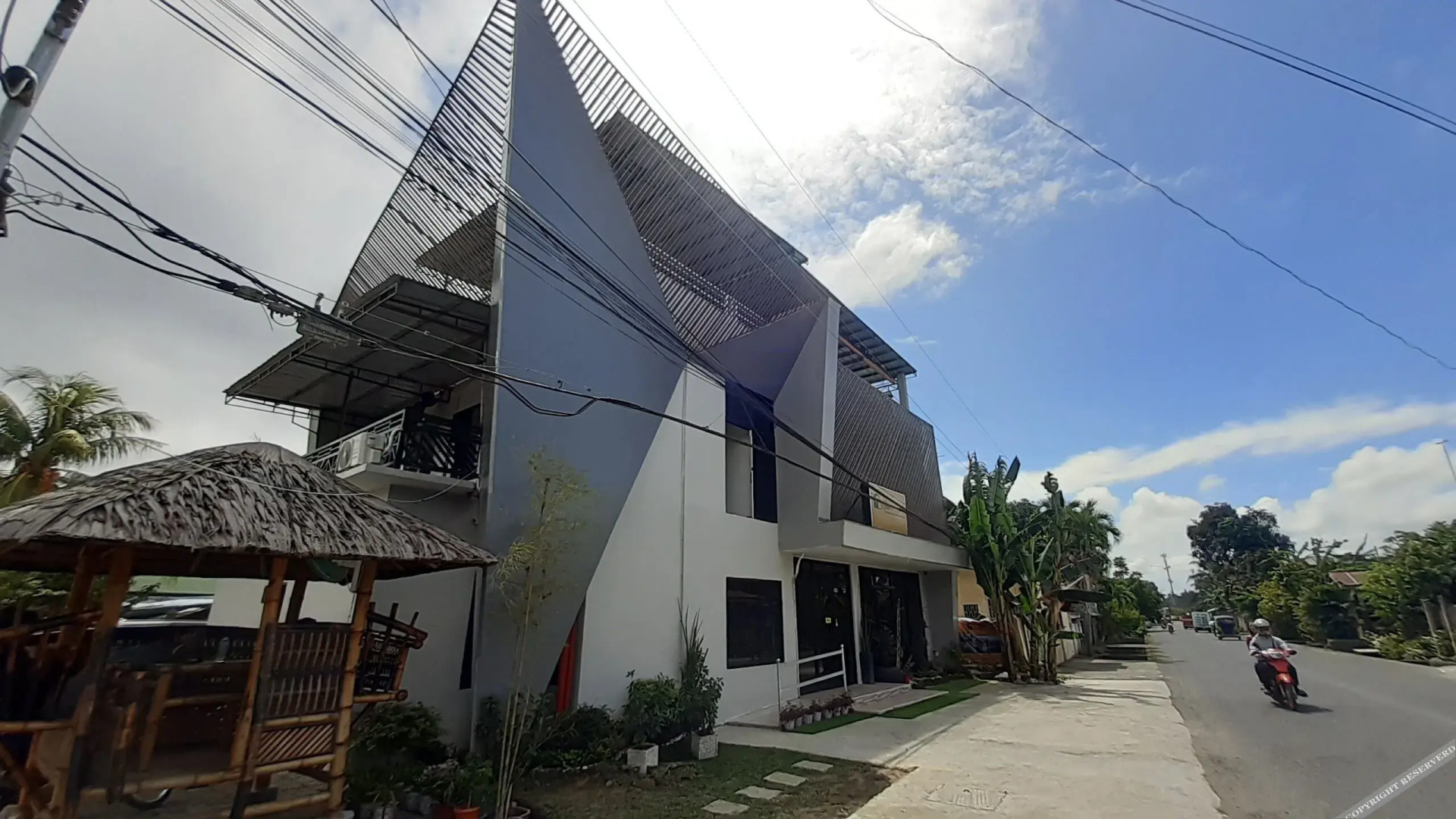 Vines Ape Nap Hostel by OYO Rooms