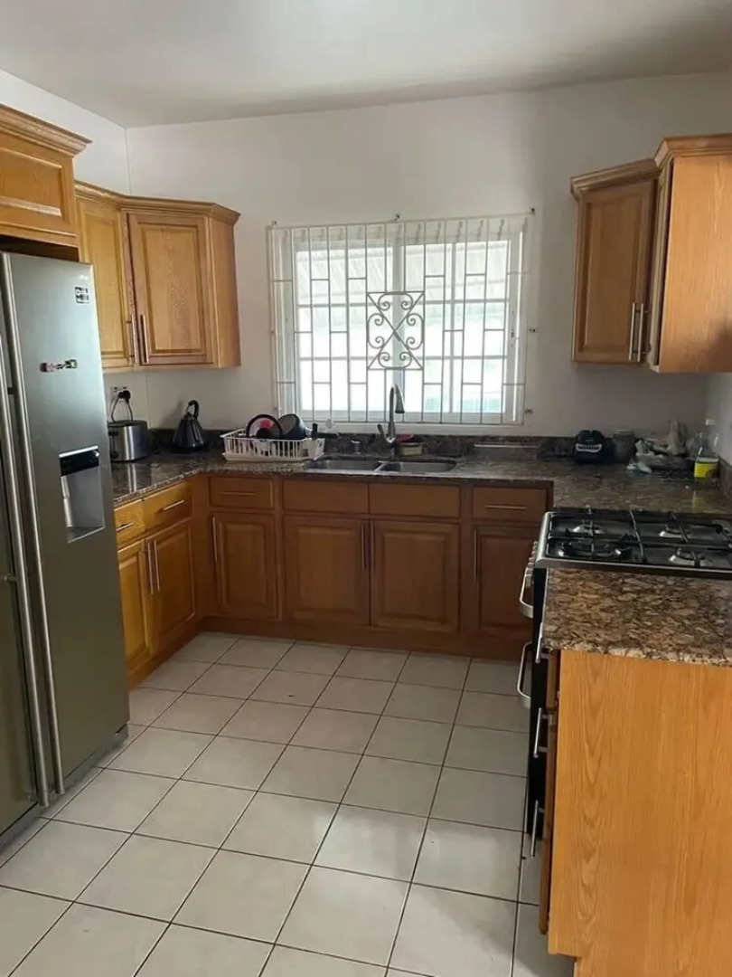 Stunning 3-bed House in Falmouth