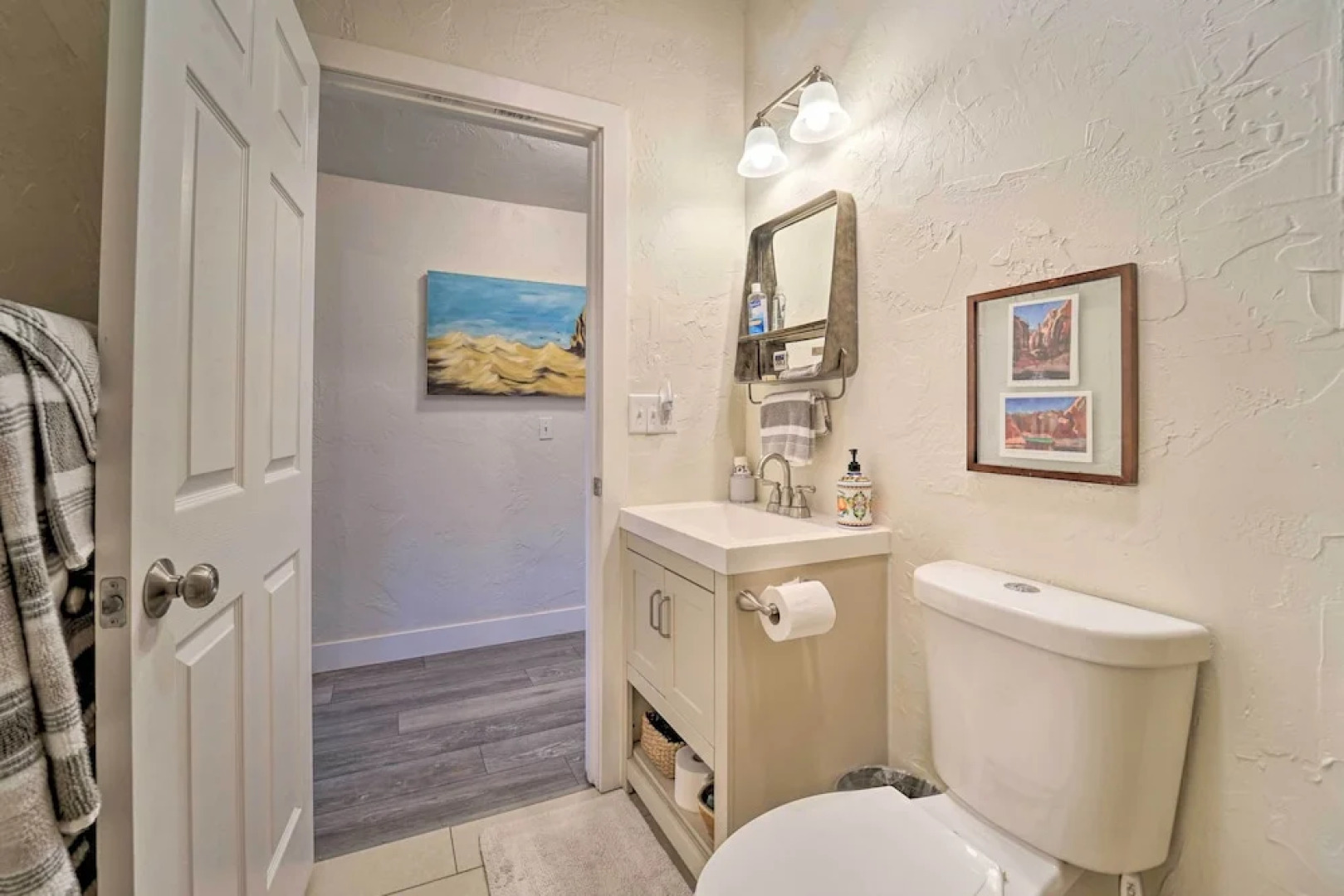 Studio w/ Mountain Views < 30 Min to Durango!