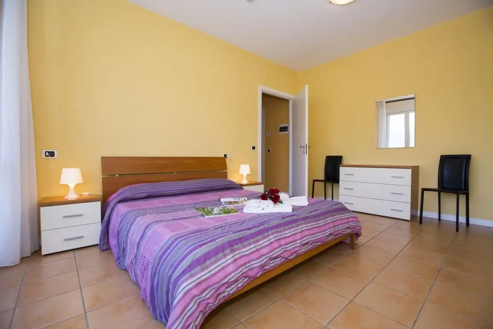 Porto Letizia Fronte Lago