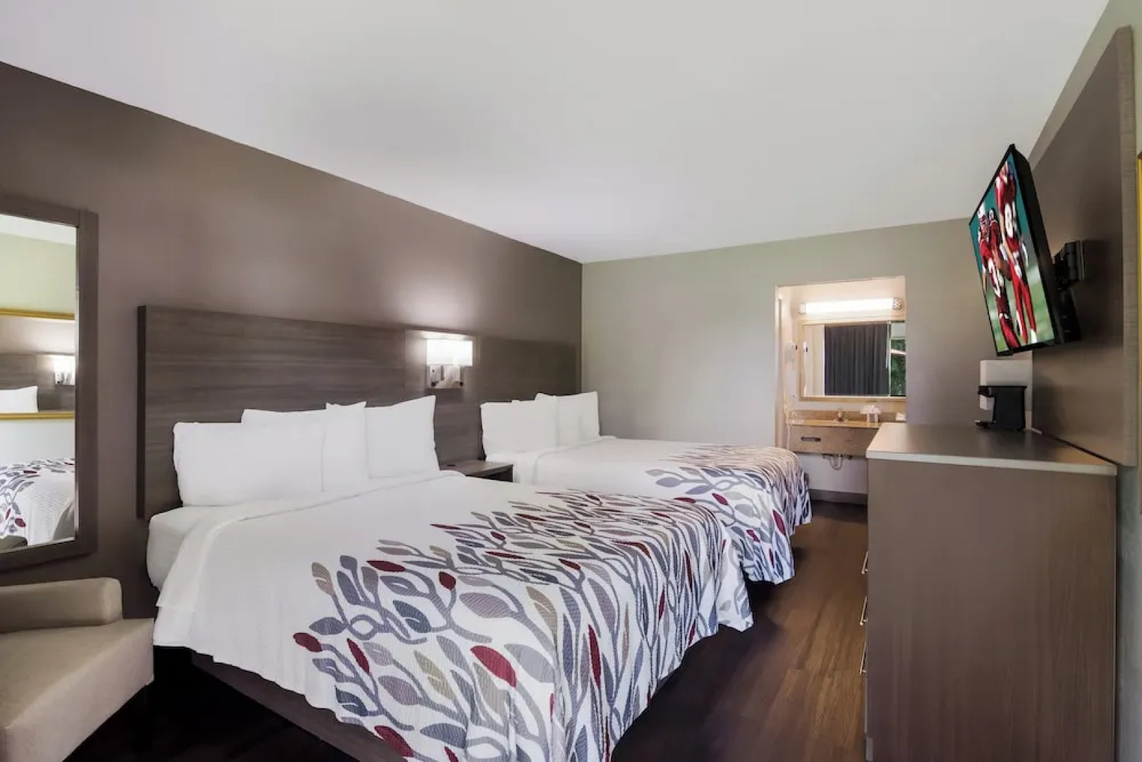 Hometowne Studios By Red Roof Vero Beach - I-95