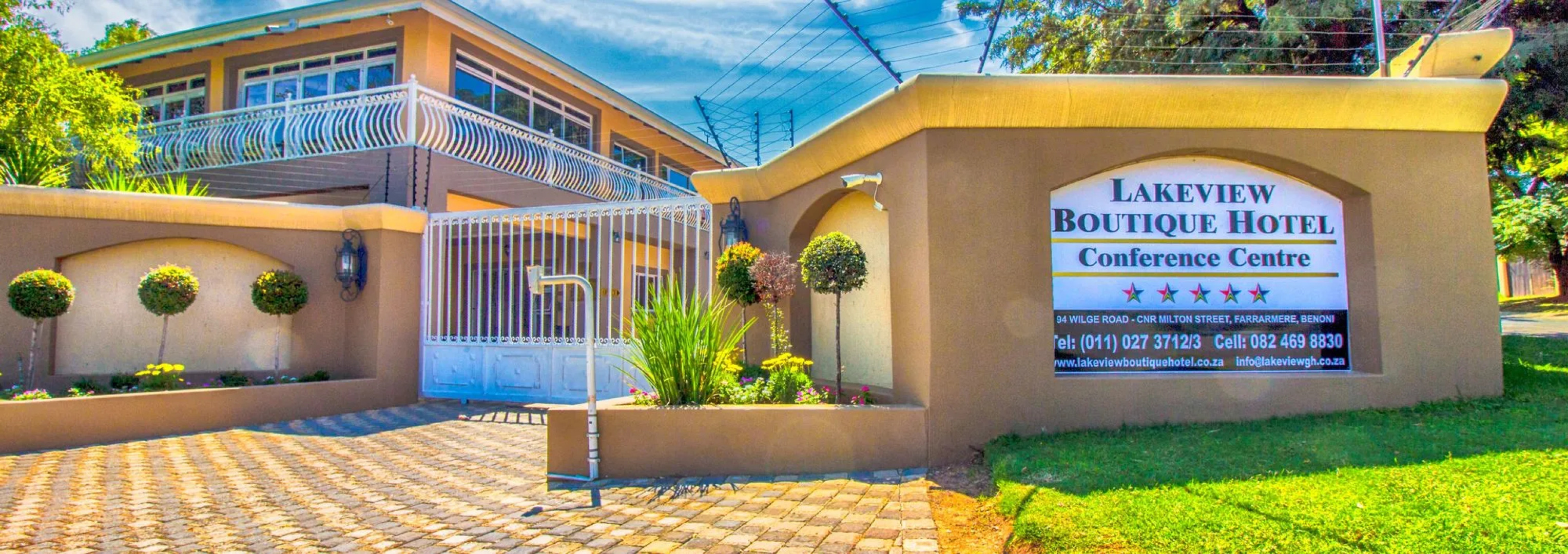 Lakeview Boutique Hotel & Conference Center