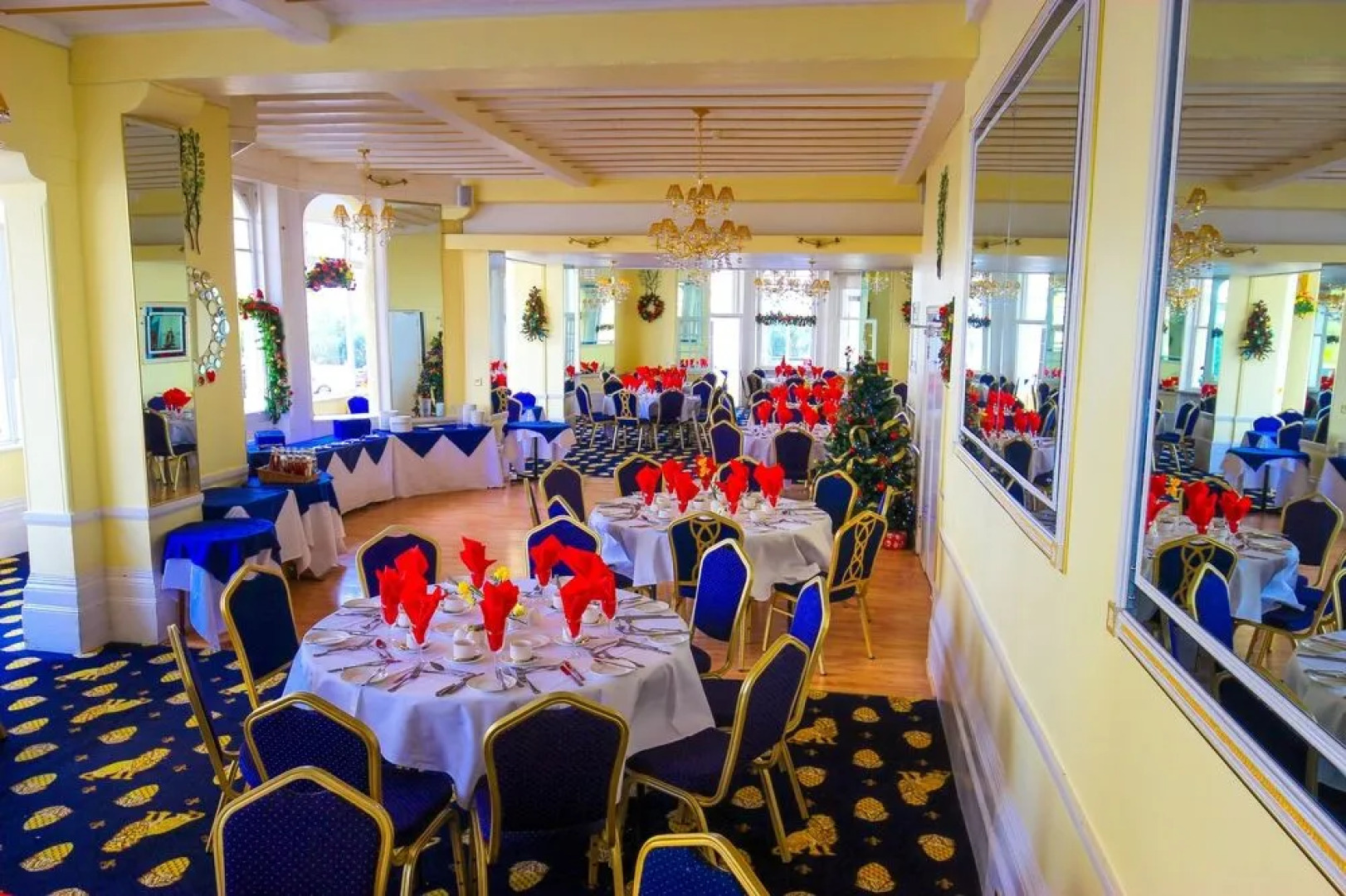 The Mansion Lions Hotel