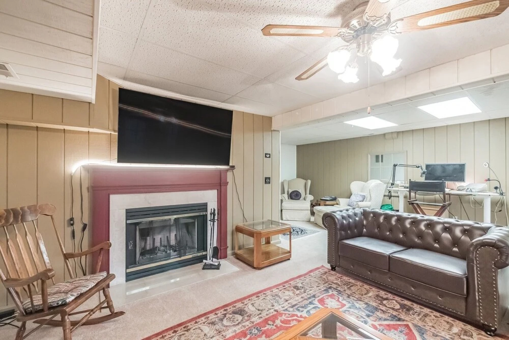 Beautiful Villa In The Heart Of Historic Downtown Bel Air! 3 Bedroom Villa by Redawning