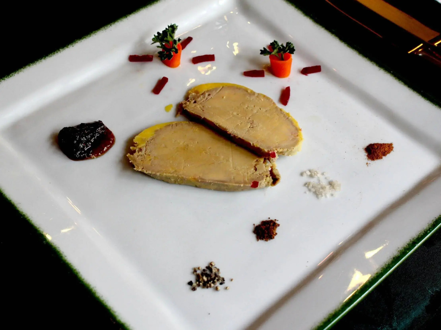 Logis Auberge Le Colombien - Hôtel Restaurant