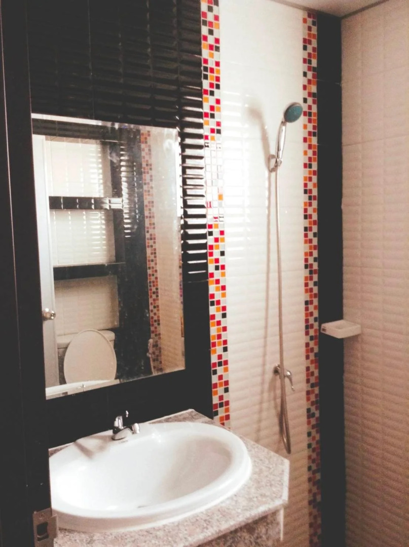 Grand Esie Service Apartment