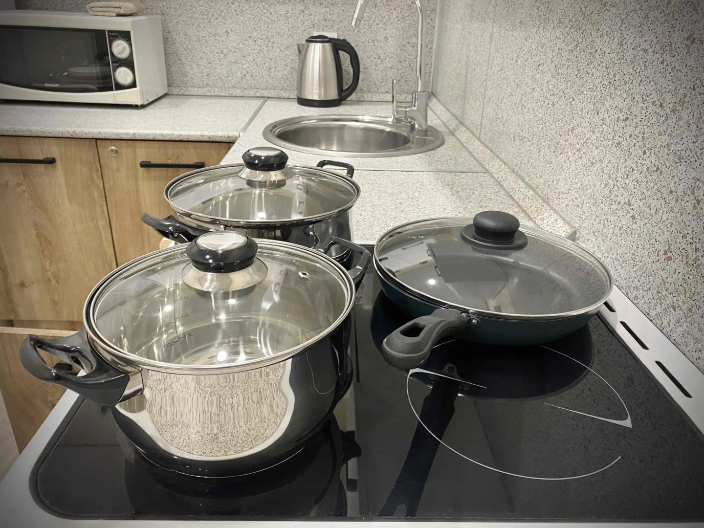 Rental Family Rooms (Рентал Фэмили) на Олимпийском бульваре 6