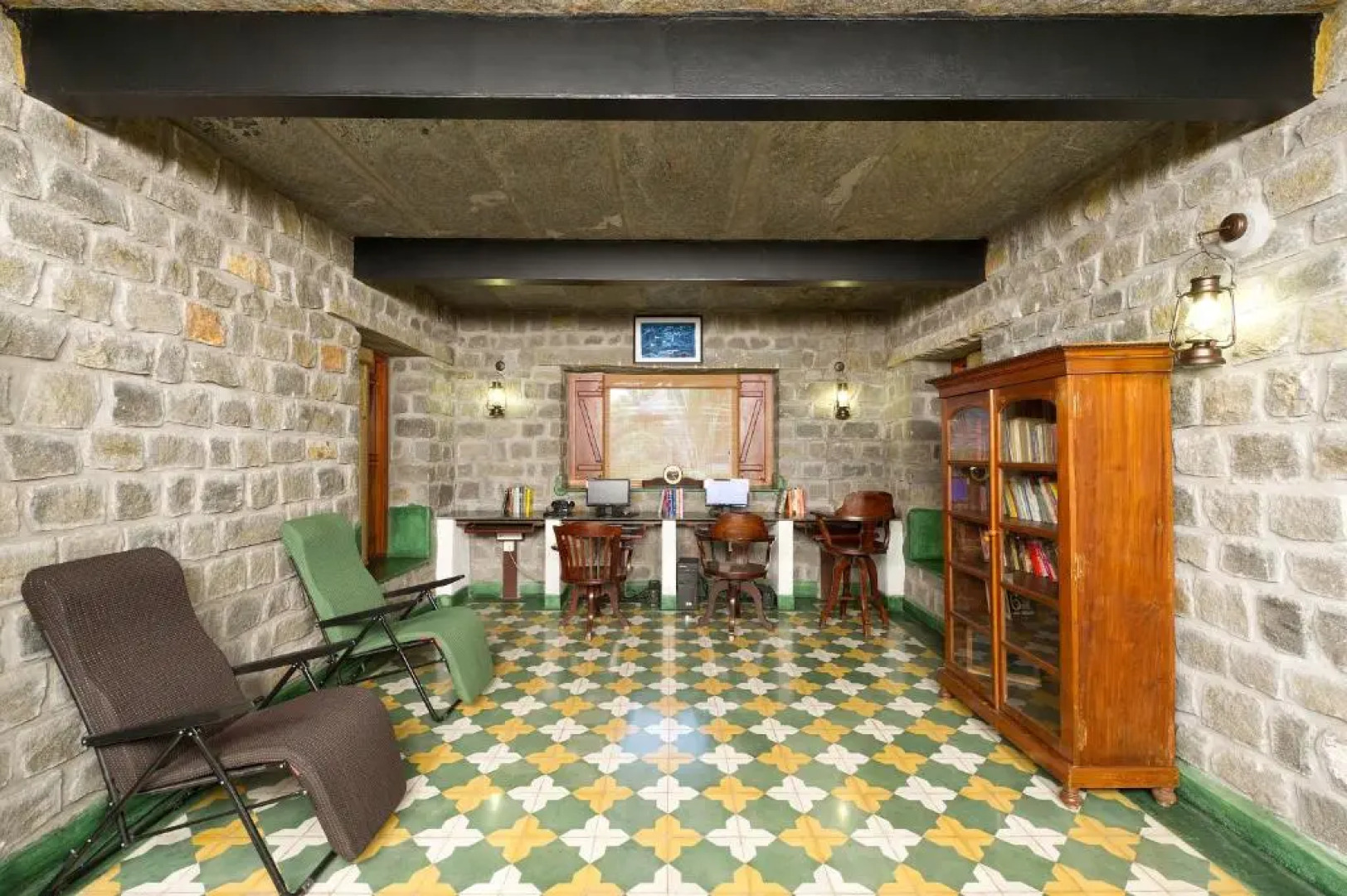 Halez Sparsa Thiruvannamalai