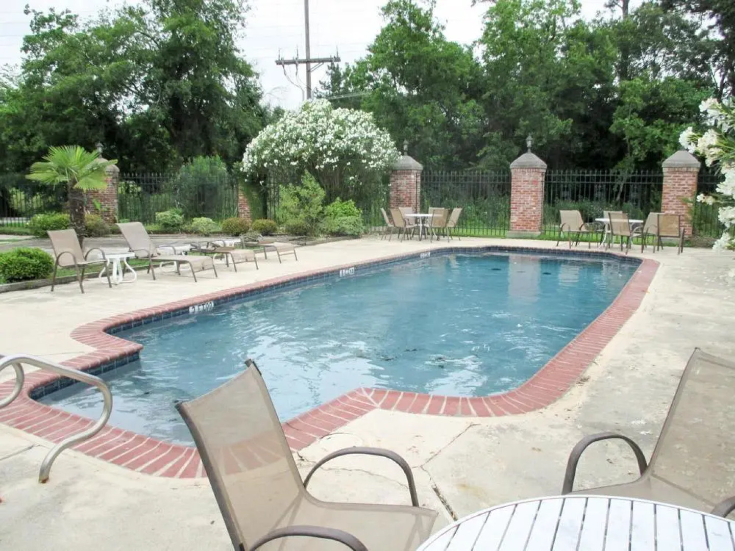 Motel 6 Lake Charles On The Bayou