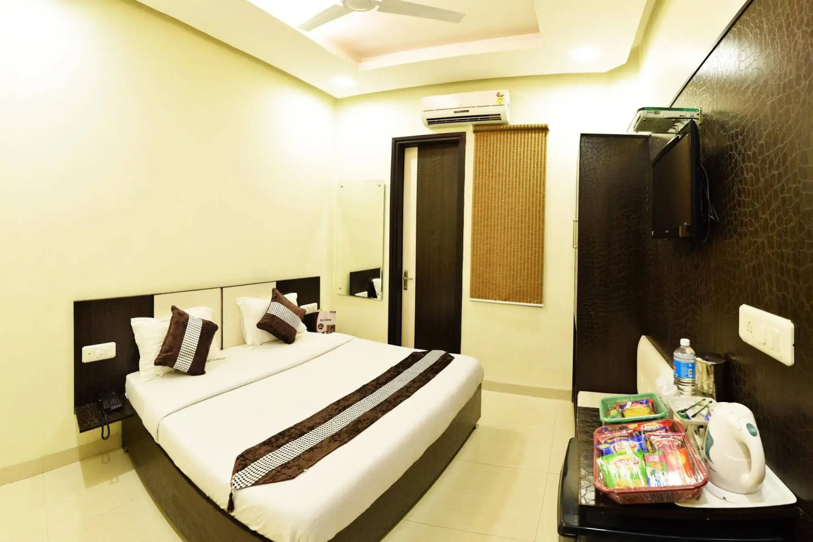 Hotel Akaal Residency