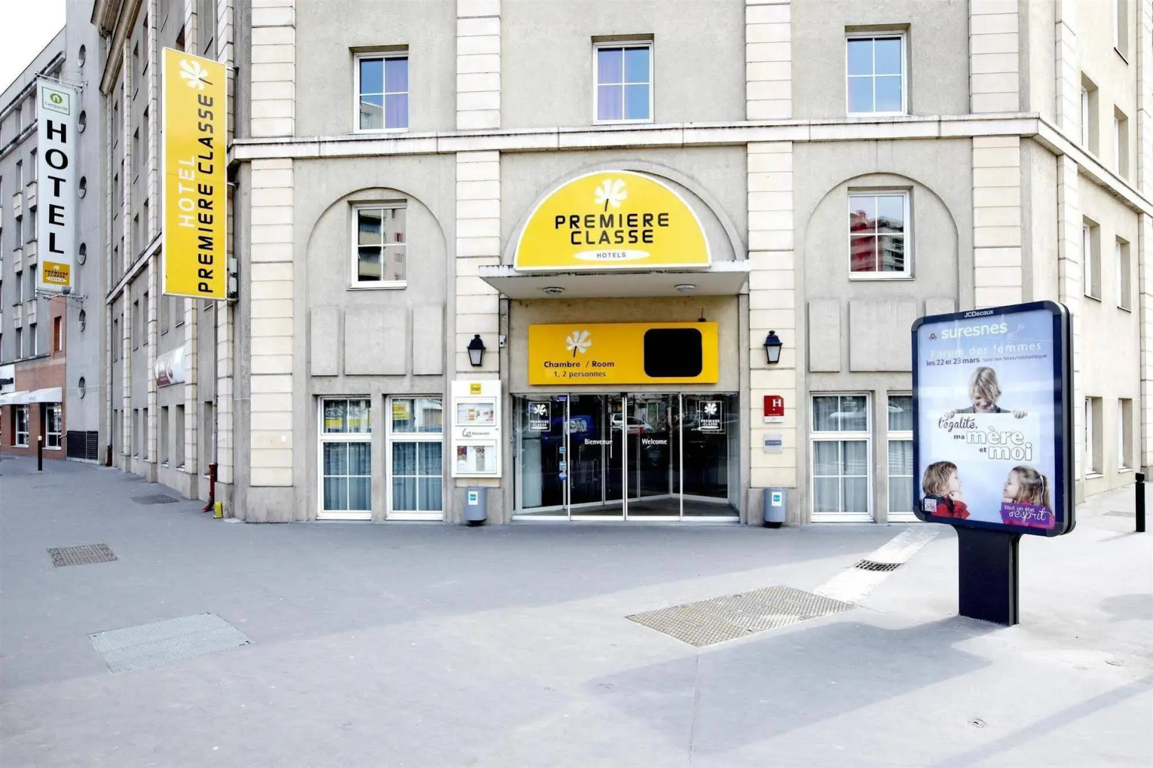 Premiere Classe Paris Ouest - Pont De Suresnes