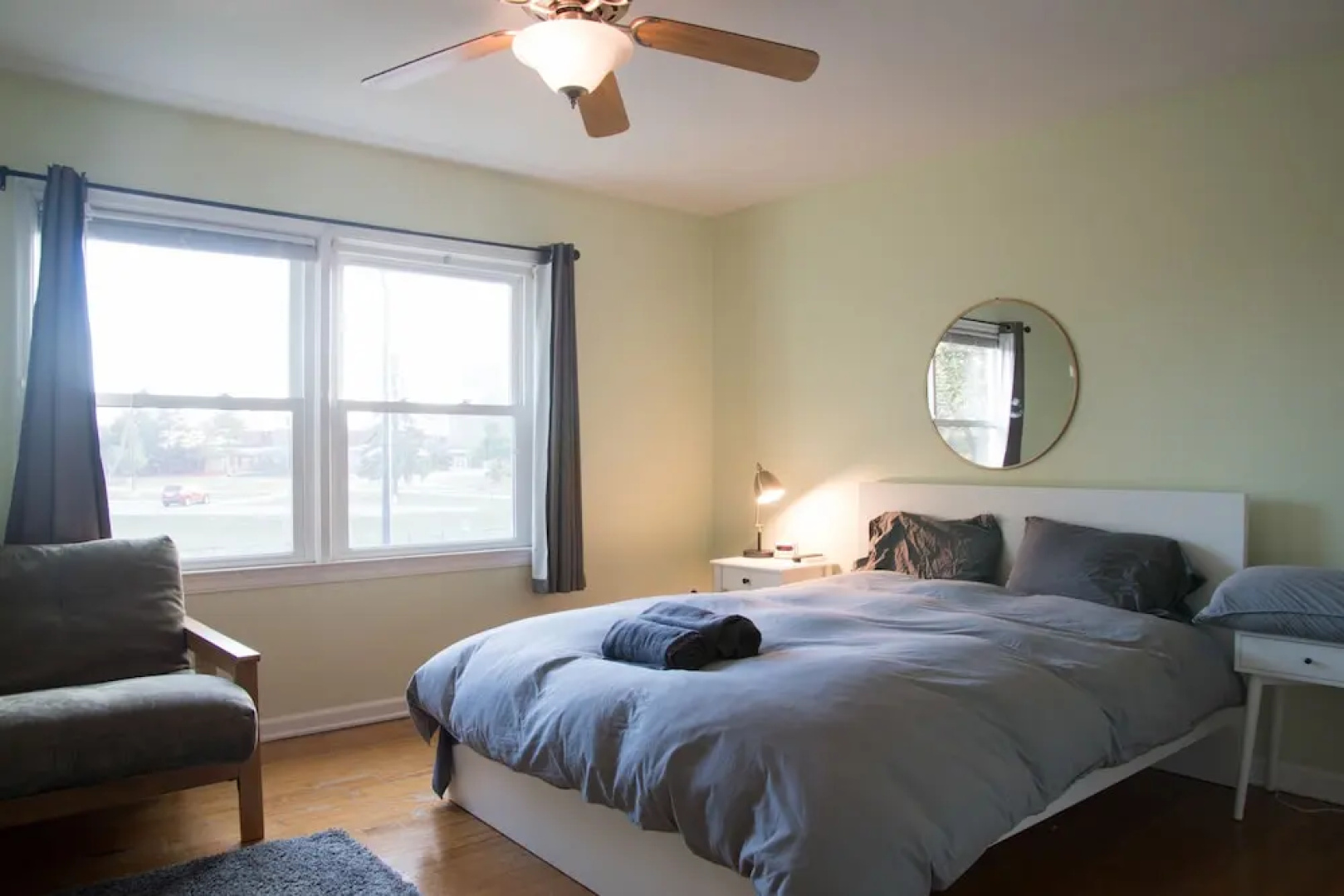 Two Bedroom West Stadium Bungalow - Unit 522