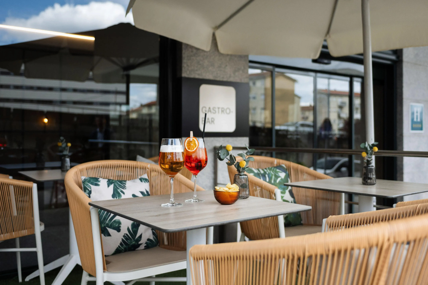 Hotel Santiago Plaza Affiliated by Meliá