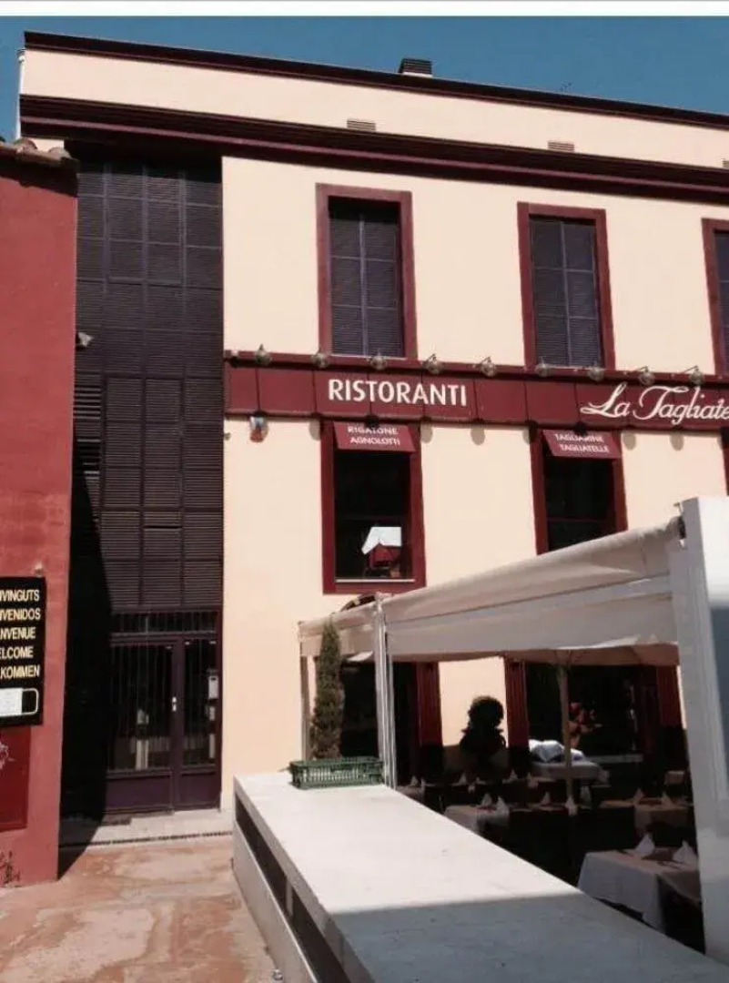 Apartamentos Dalinium