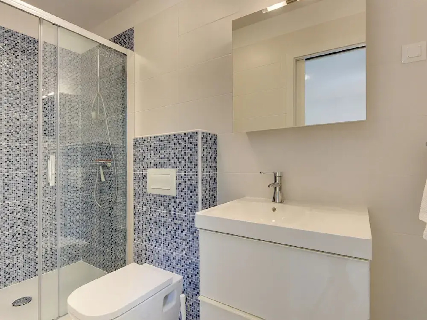 Comfortable Villa With Private Swimming Pool, Table Football, Near Labin