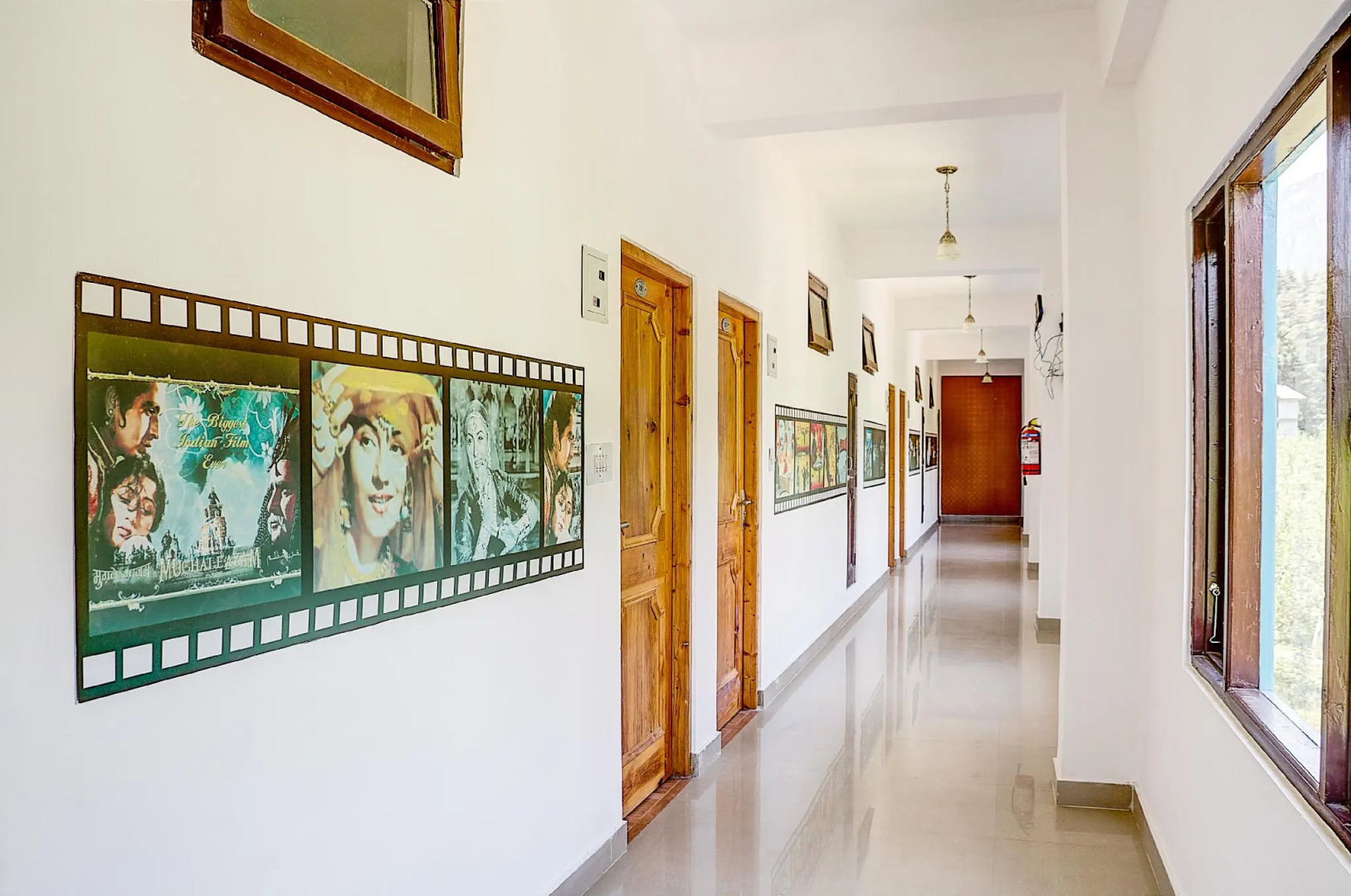 Treebo Trend Celebriti Manali