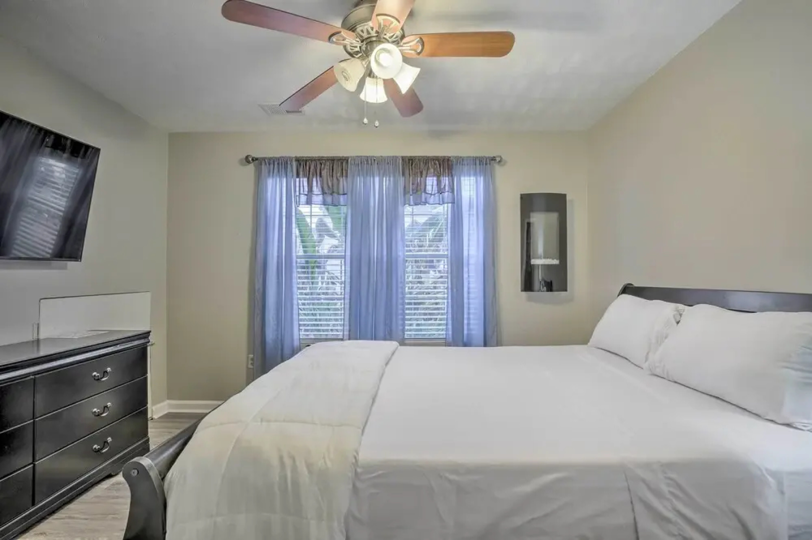 Decatur Apartment w/ Media Room - 11 Mi to Atlanta