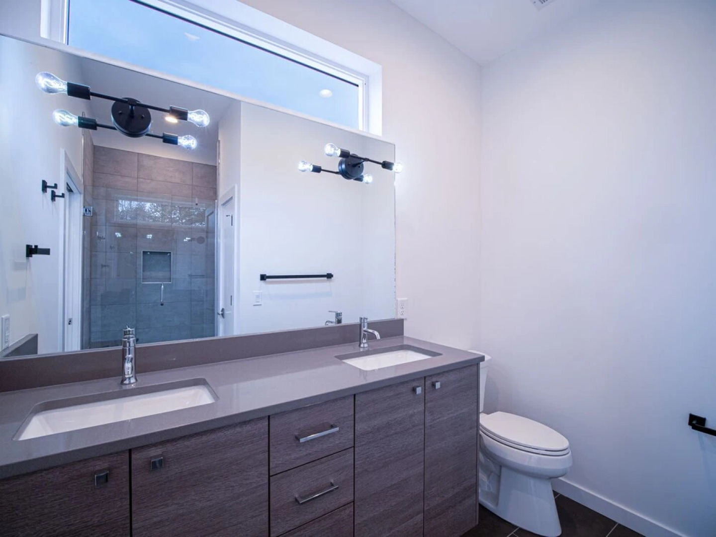 EcoModMtn Stunning mountain views