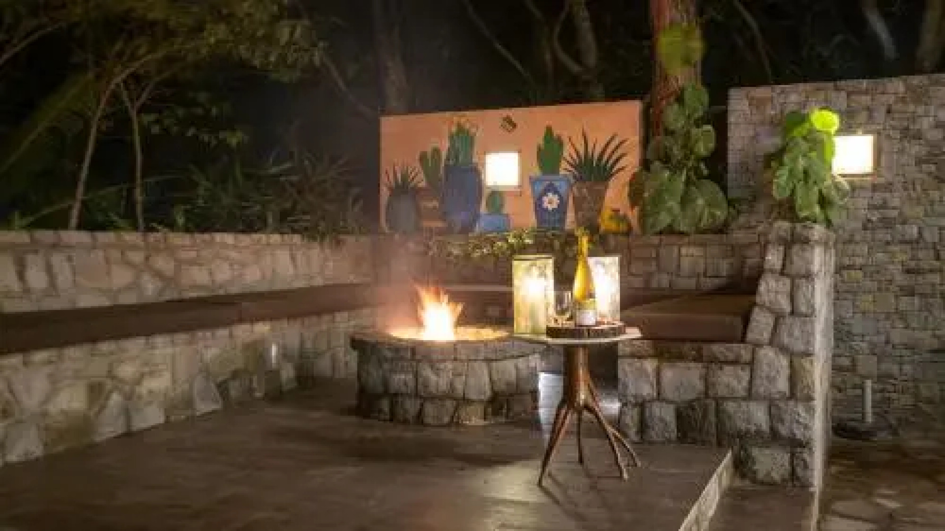 The Hideout by Vista Rooms