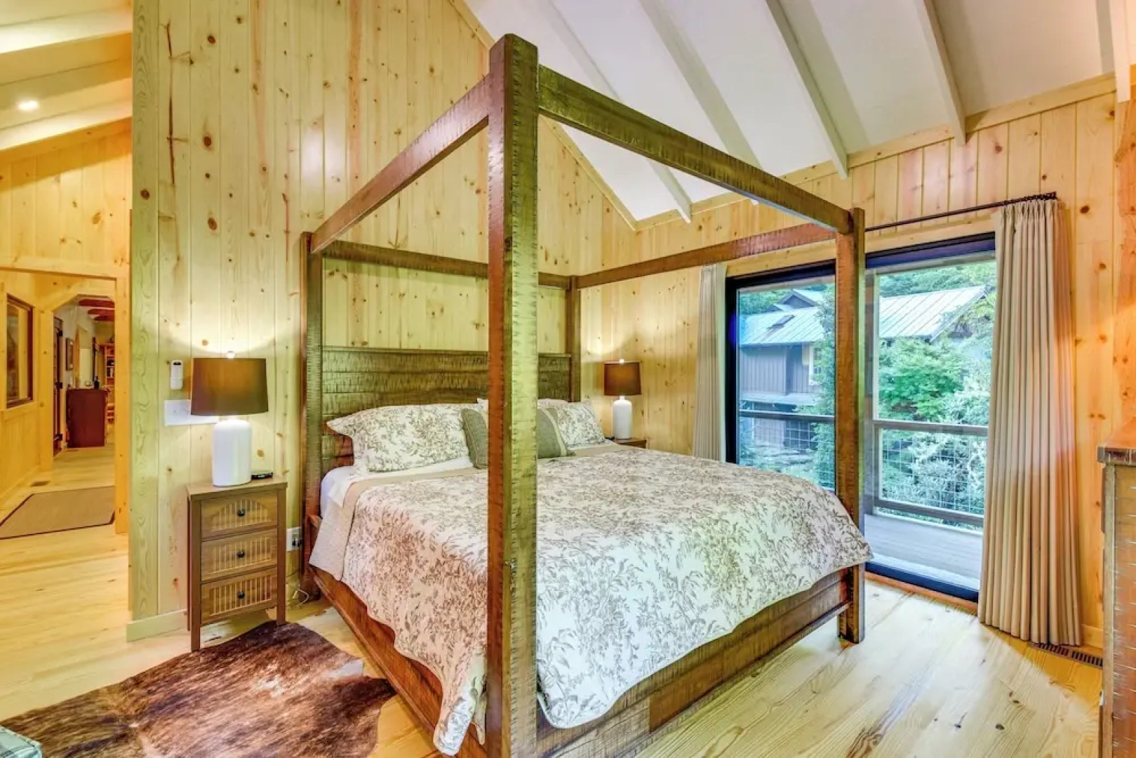 Tranquil Highlands Cottage With Fire Pit & Stream!