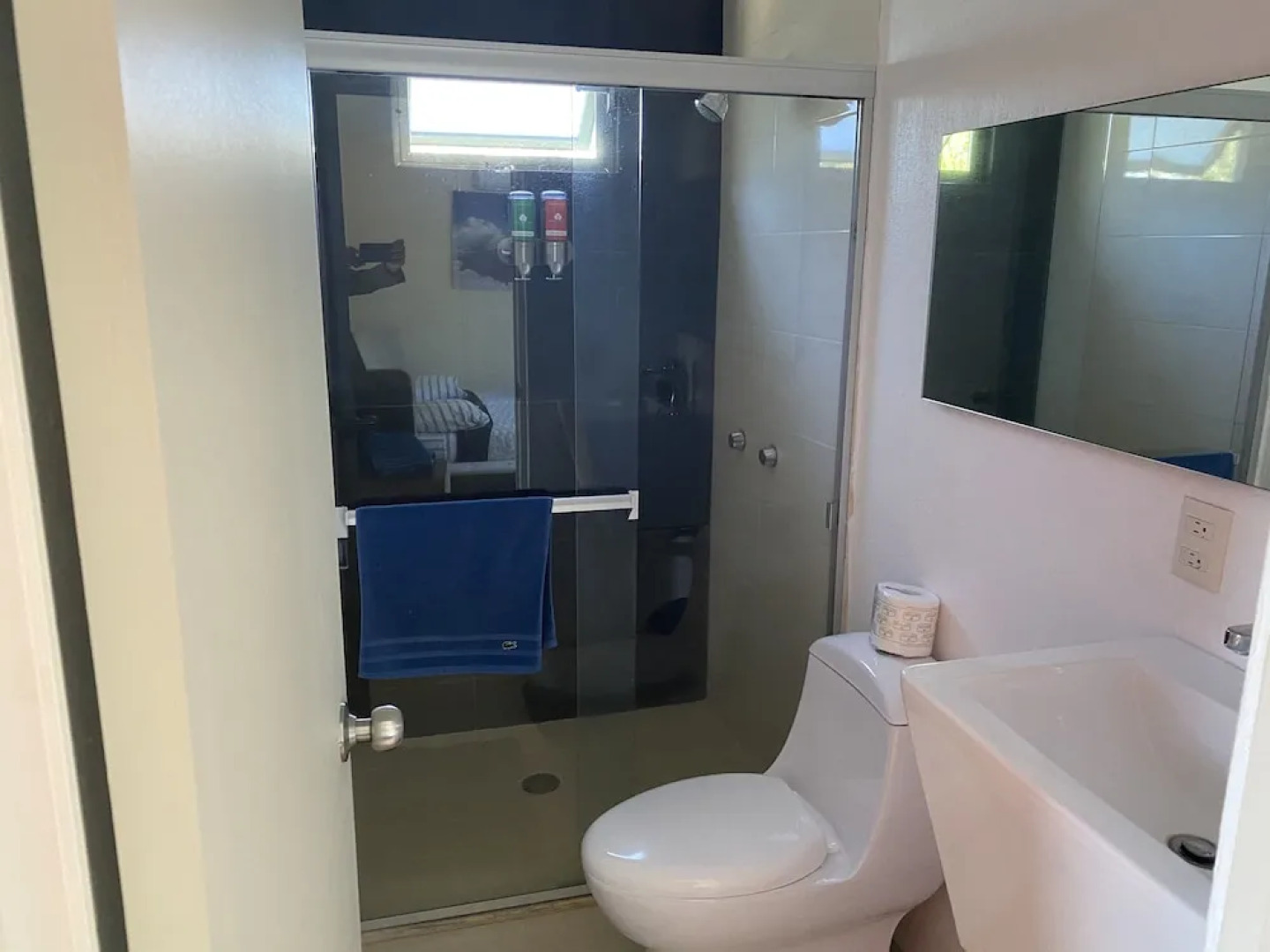 El Jardín De En Medio