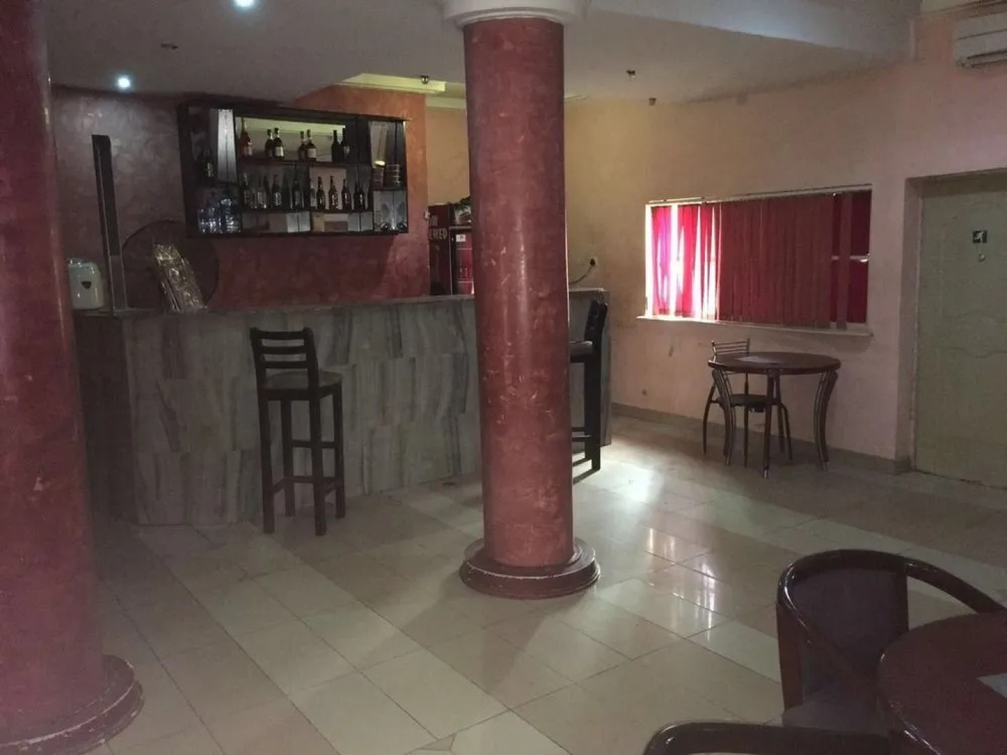 Golphins Suites and Hotels