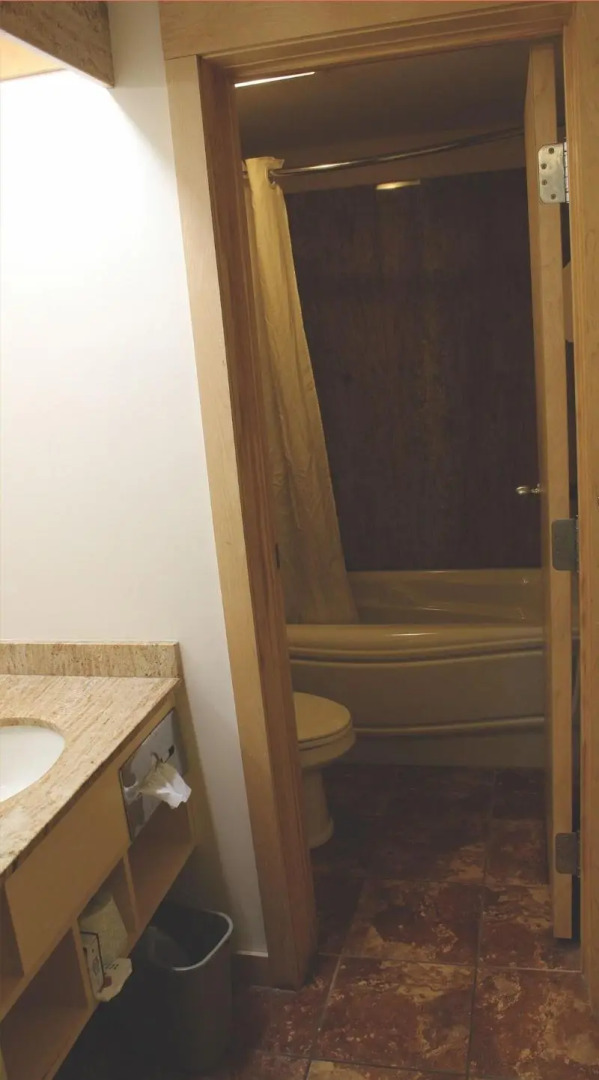 Surfside On The Lake