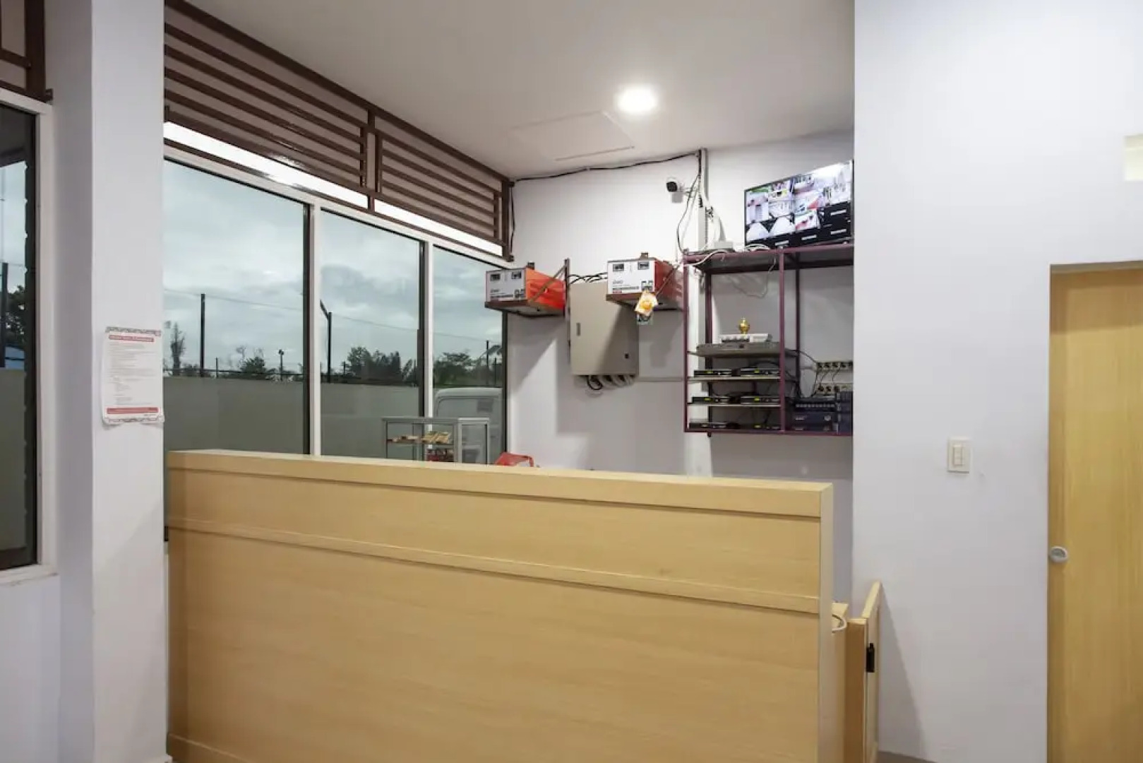 Hotel O Sopou Penginapan Rinal & Tuah