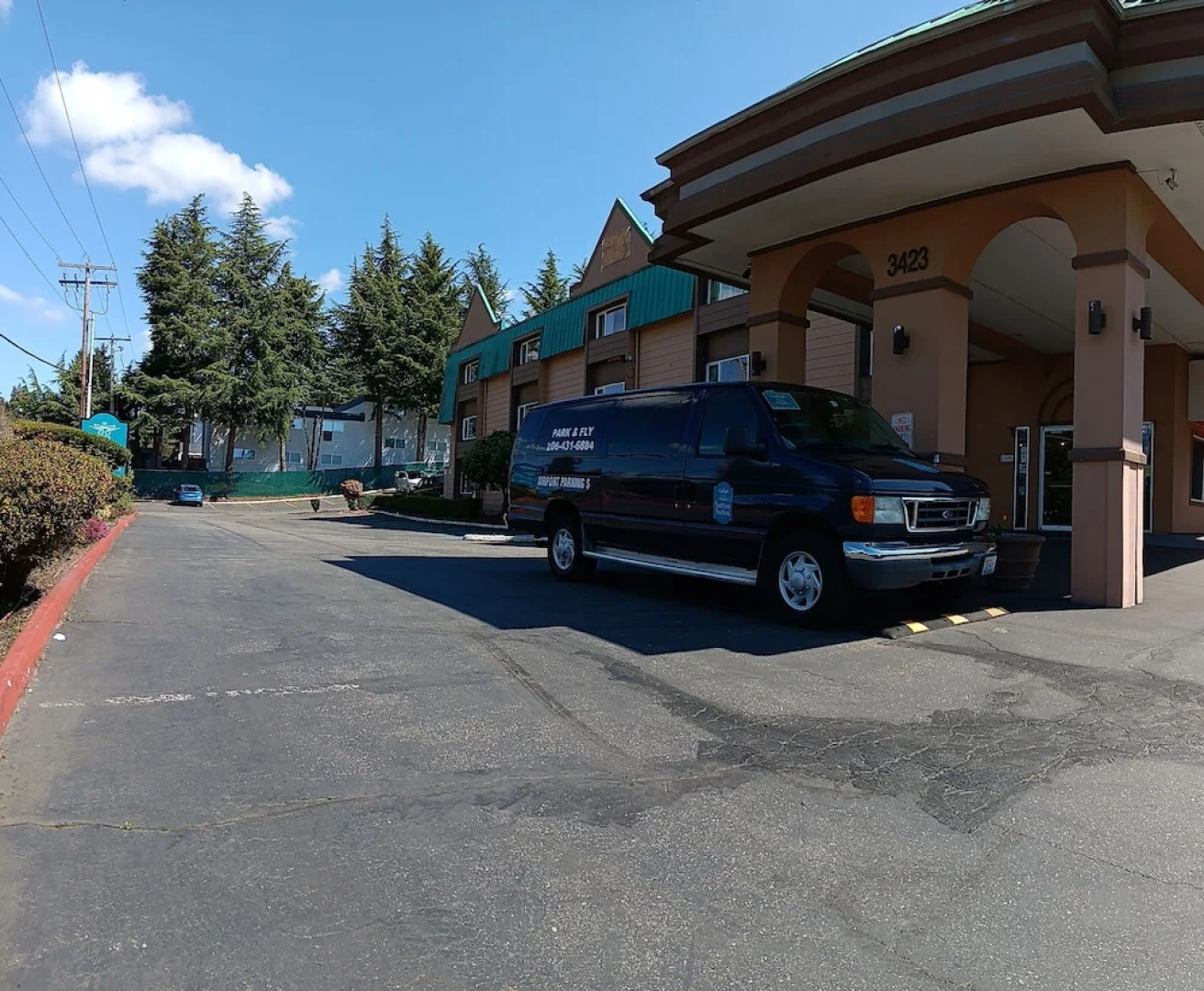 Sutton Suites Hotel