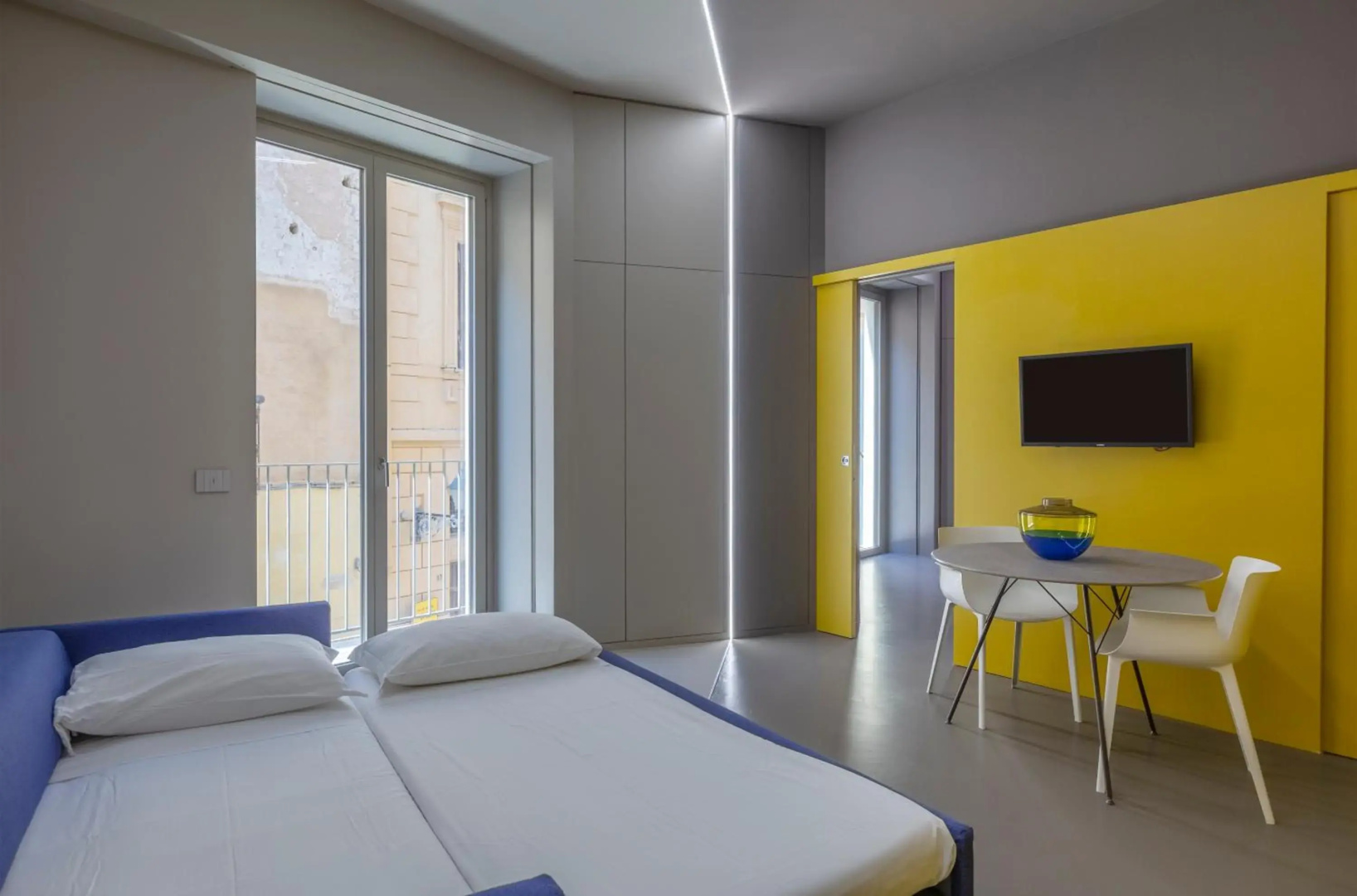 Fiveplace Design Suites Apartments