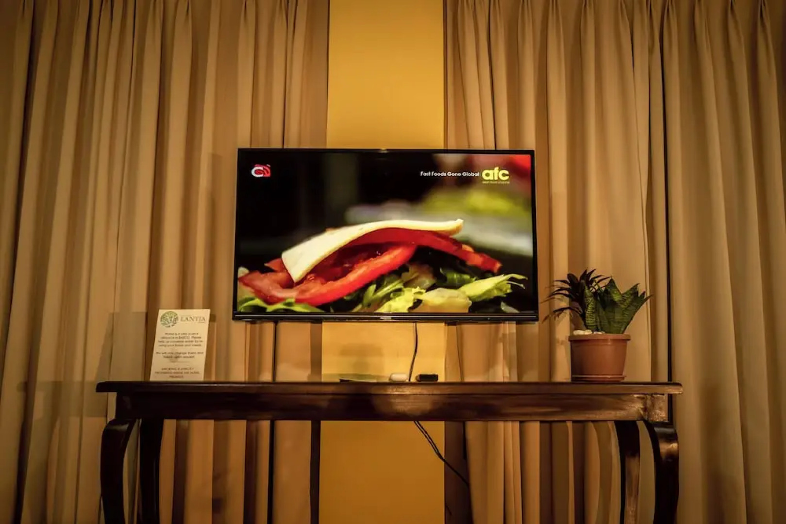 Bernardos Lantia Hotel