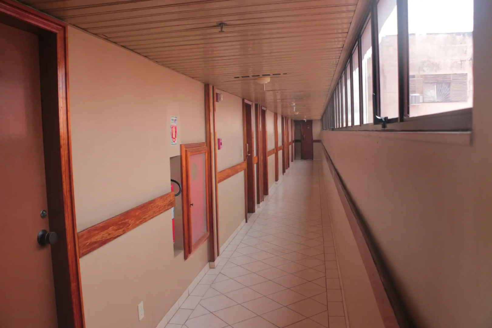 Taj Mahal Continental Hotel