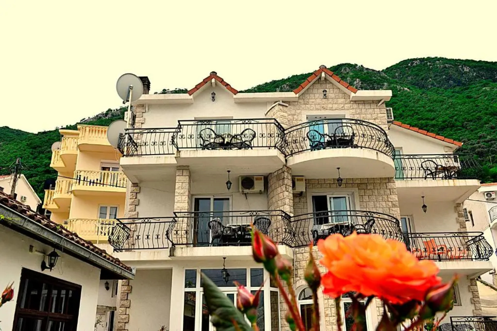 Apartments Becovic Boutique Hotel