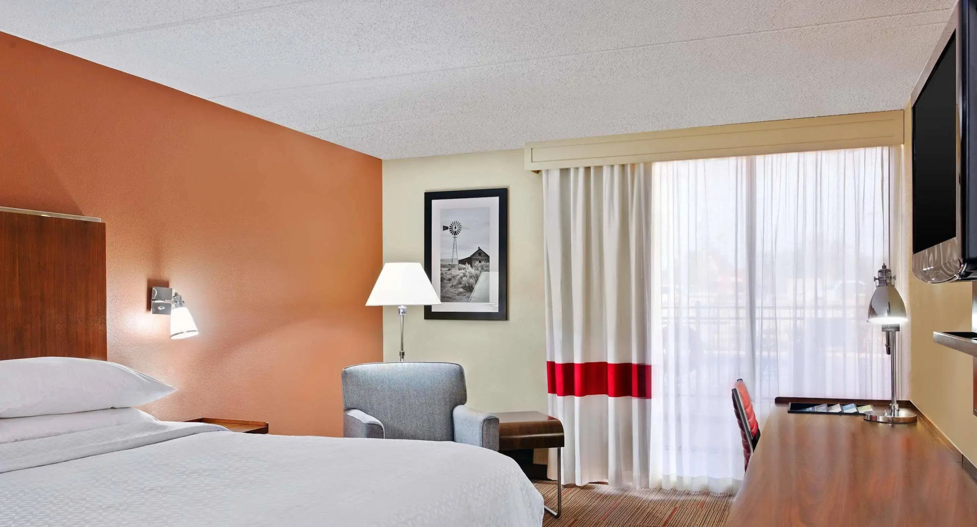 Four Points by Sheraton College Station