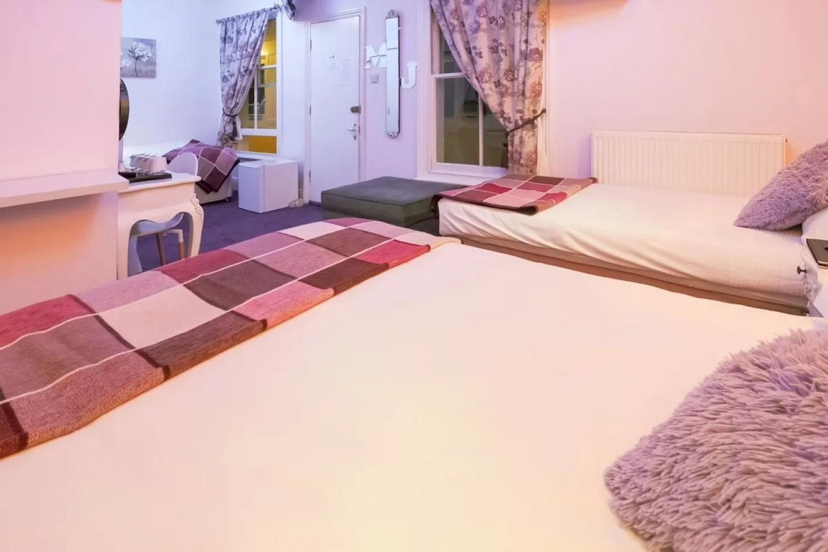 OYO Hotel Mj Kingsway