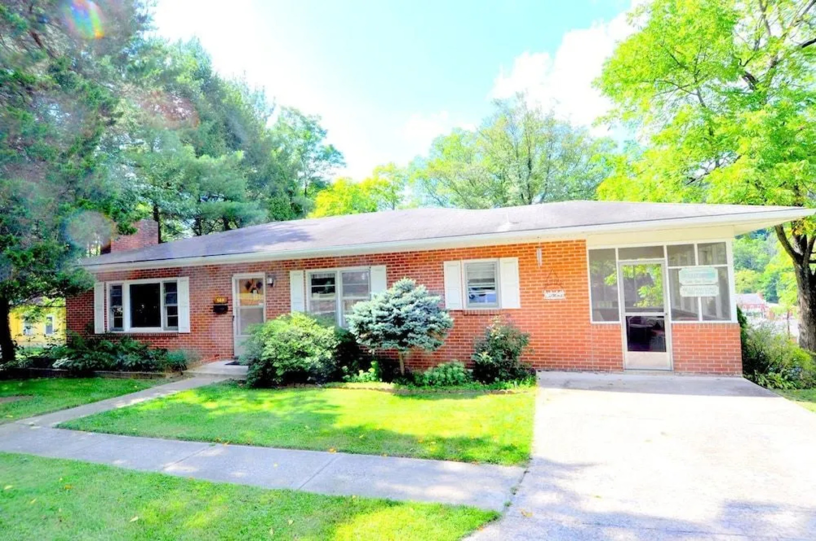 Castle View - A Rancher With a View!