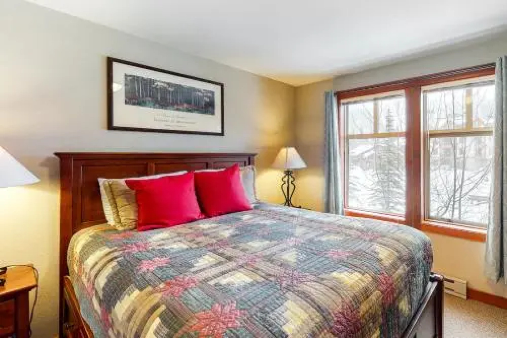 Eagle Springs East 201: Horsetail Suite