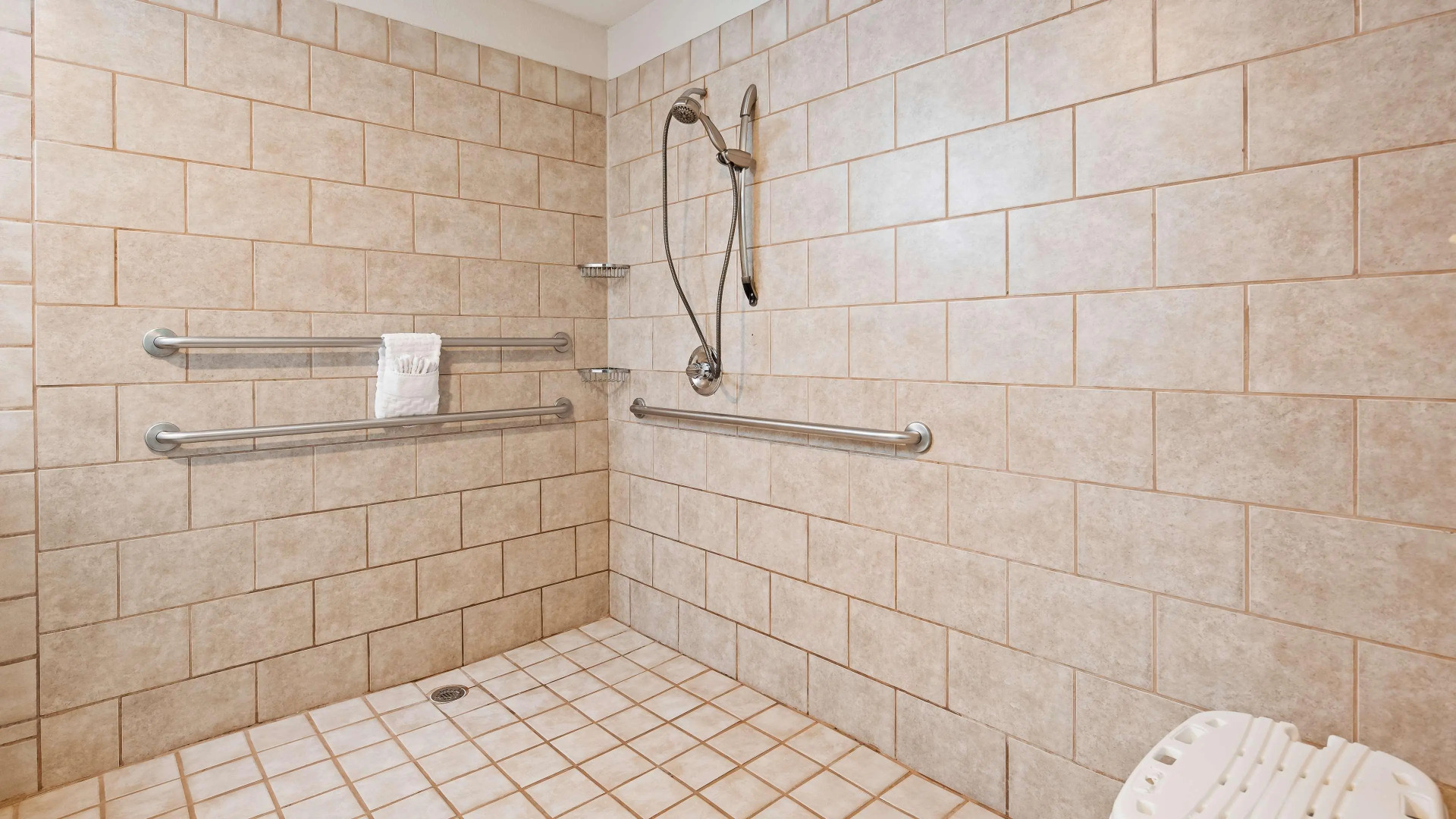 Best Western Plus Kansas City Airport-KCI East