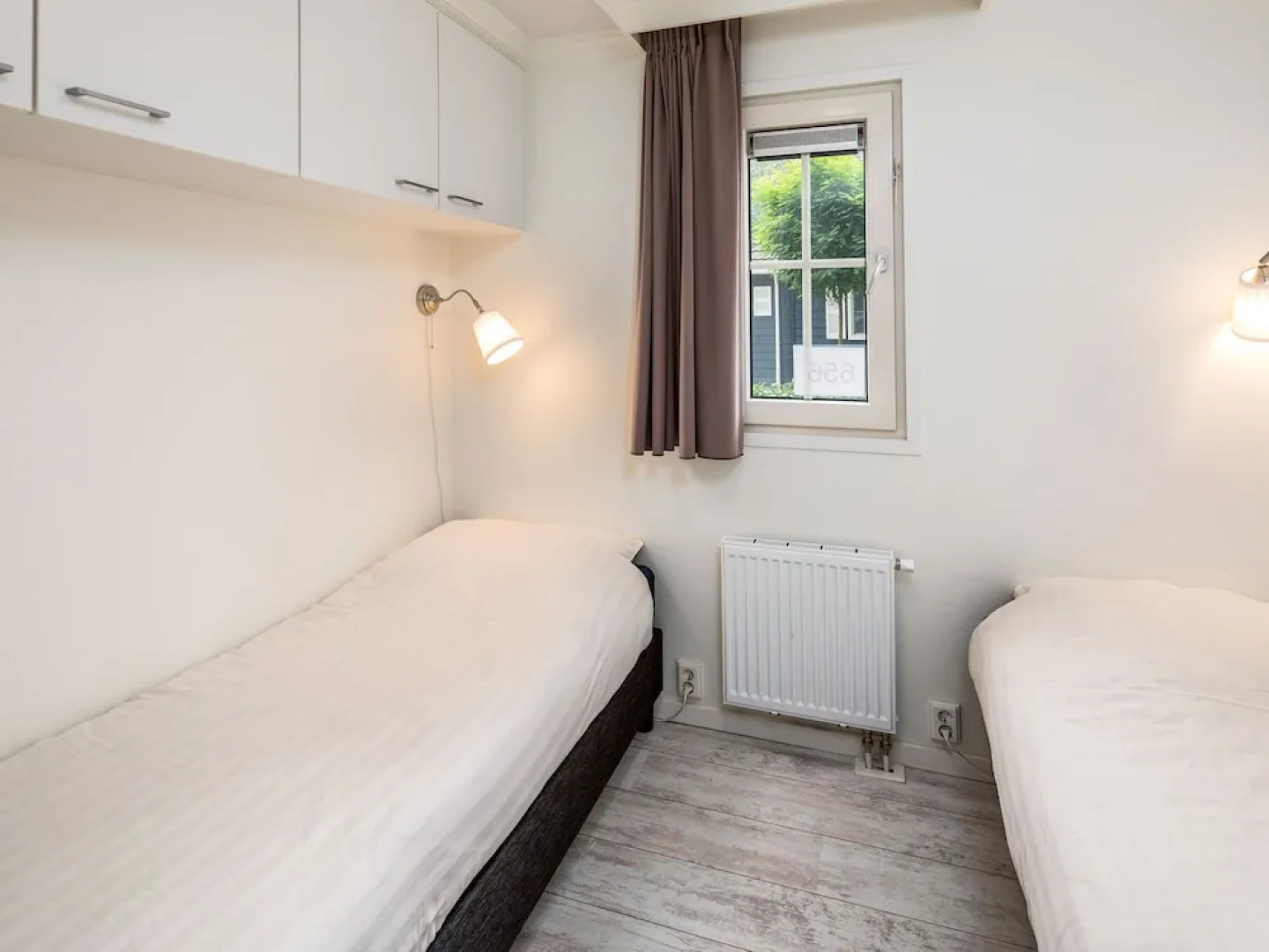 Detached Chalet With Dishwasher, in a Nature Reserve