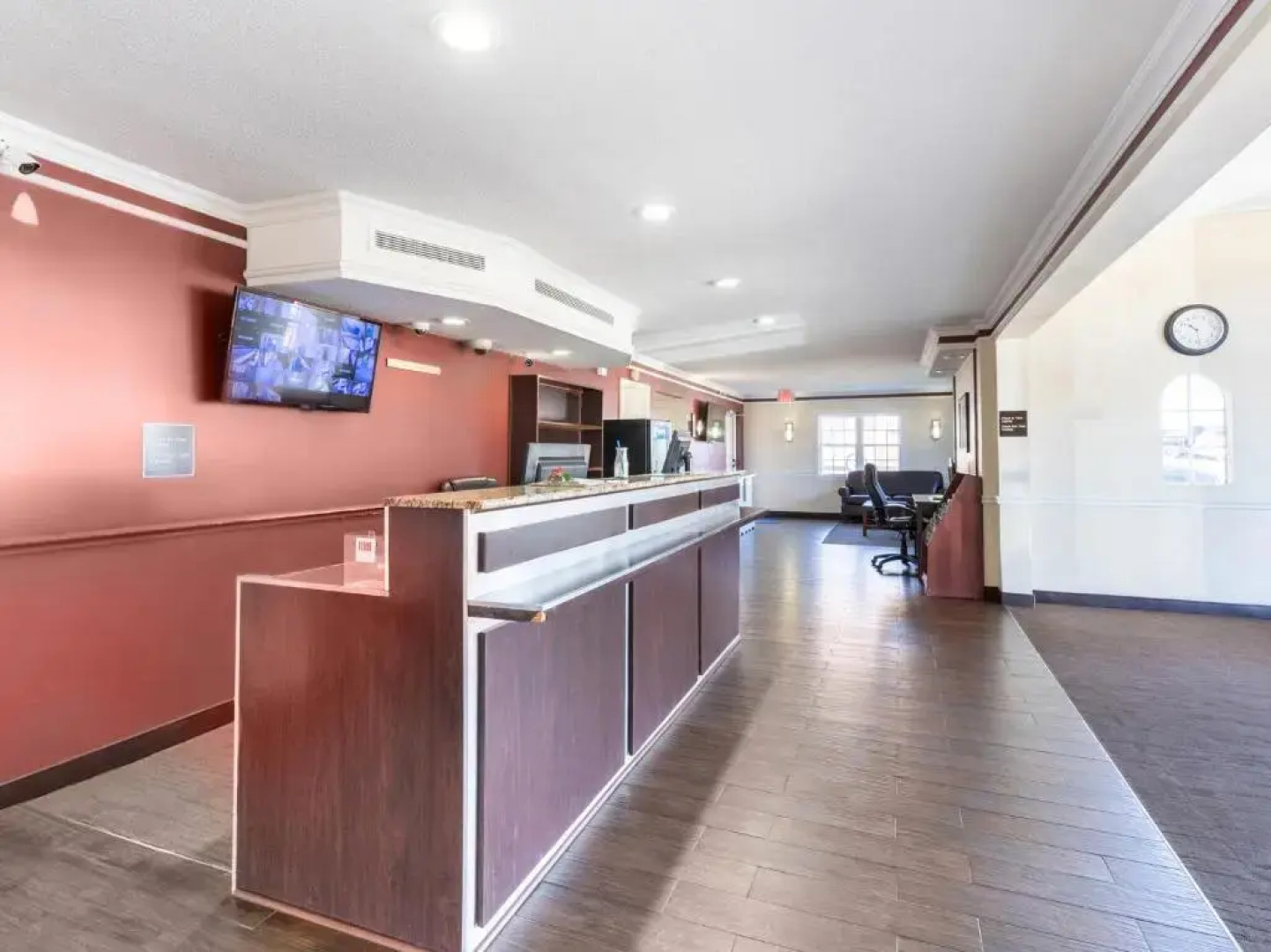 OYO Hotel Tulsa N Sheridan Rd & Airport