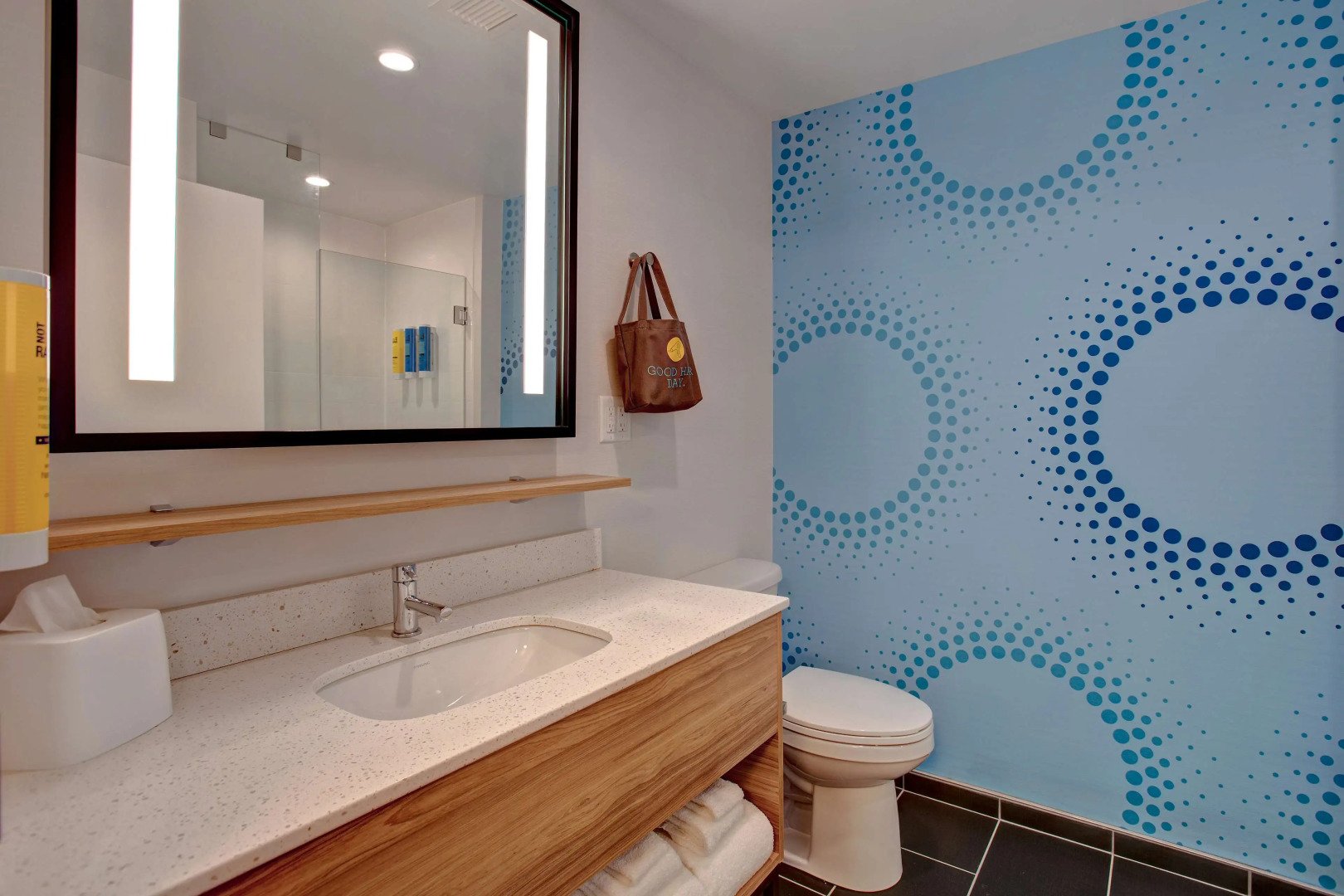 Tru by Hilton Alcoa Knoxville Airport