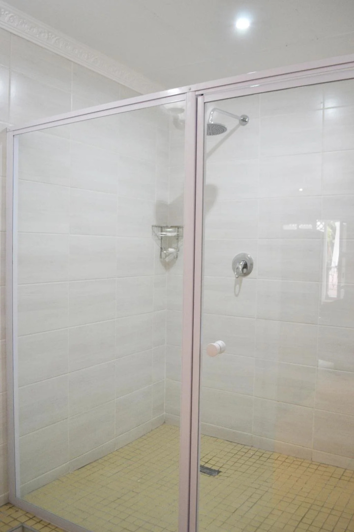 Hobbit Boutique Hotel