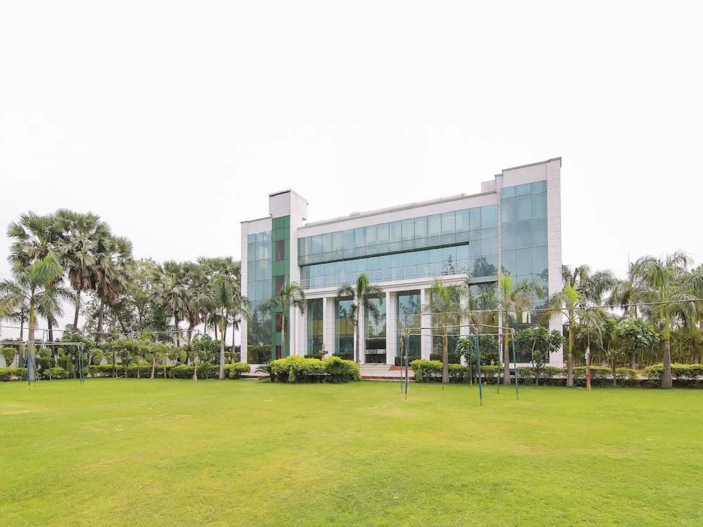 OYO 2032 Hotel Exotica